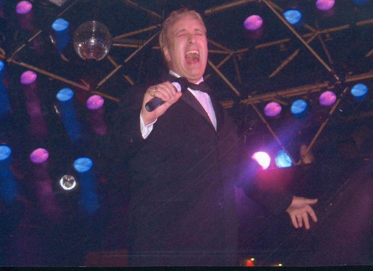 Keith singing at the famous Circus Tavern